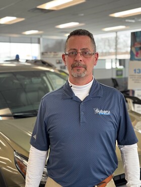 Staff member J.R. Cochran from ID_7c0c46111e7a