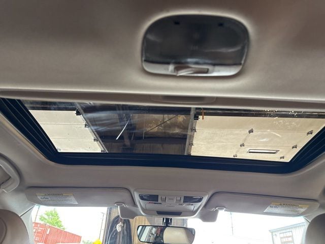 2018 Subaru Outback Limited - Photo 16