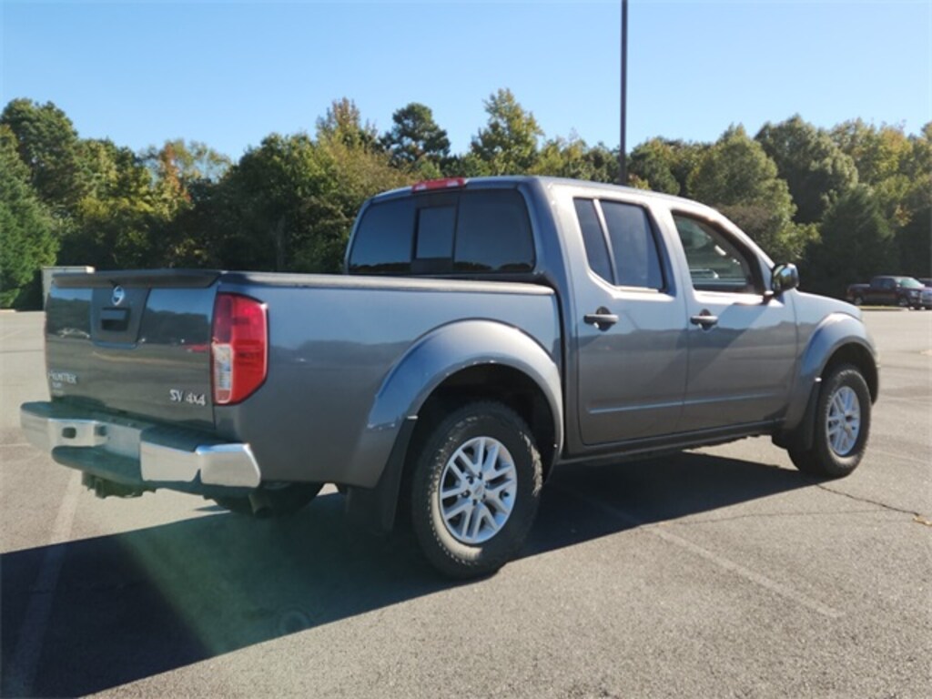 Used 2020 Nissan Frontier SV Truck Crew Cab