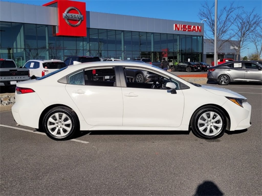 Used 2024 Toyota Corolla LE Sedan