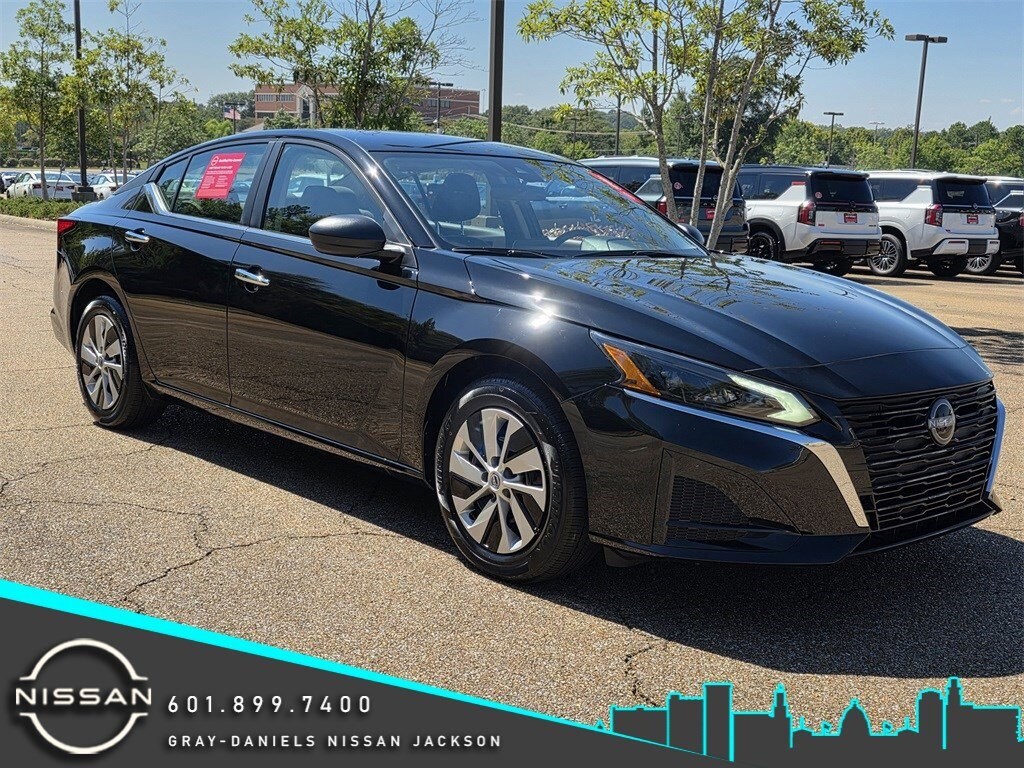 Used 2025 Nissan Altima S Sedan