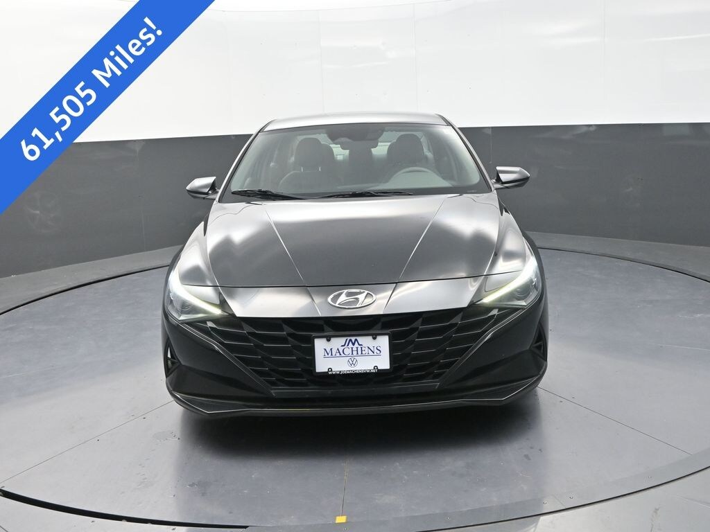 Used 2021 Hyundai Elantra SE Sedan