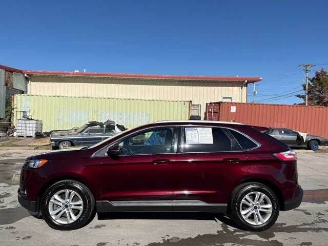 2019 Ford Edge SEL photo 4