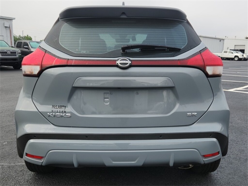 Used 2022 Nissan Kicks SR SUV