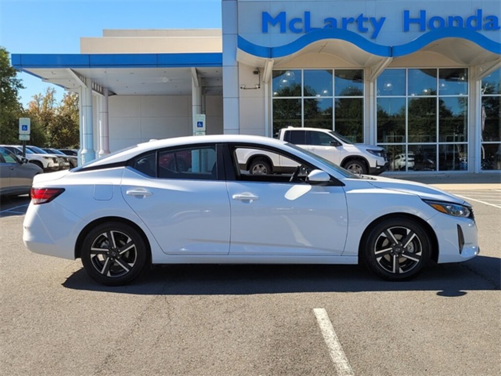 Used 2024 Nissan Sentra SV Sedan