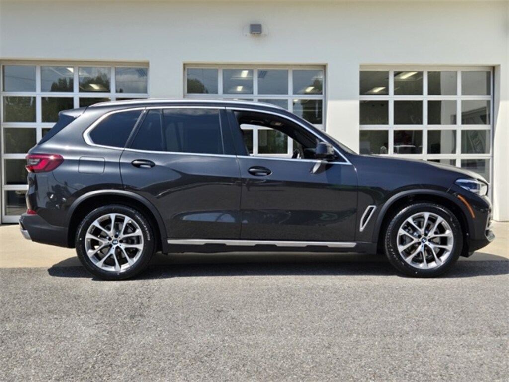 Used 2021 BMW X5 xDrive40i SUV