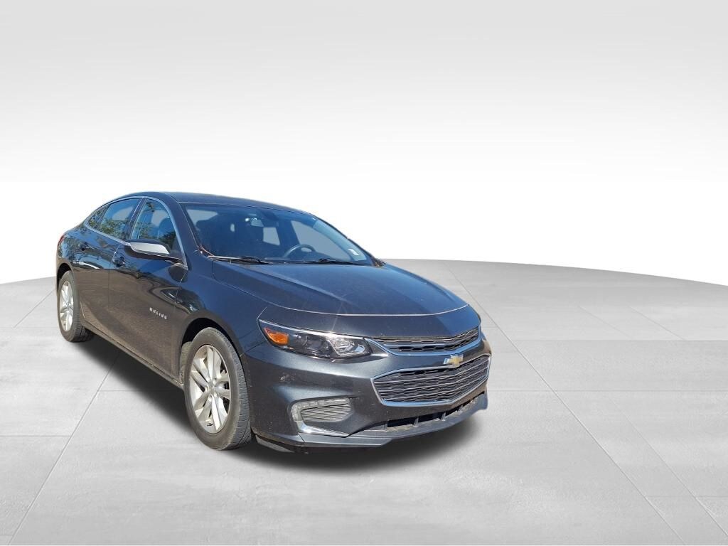 Used 2017 Chevrolet Malibu LT w/1LT Sedan