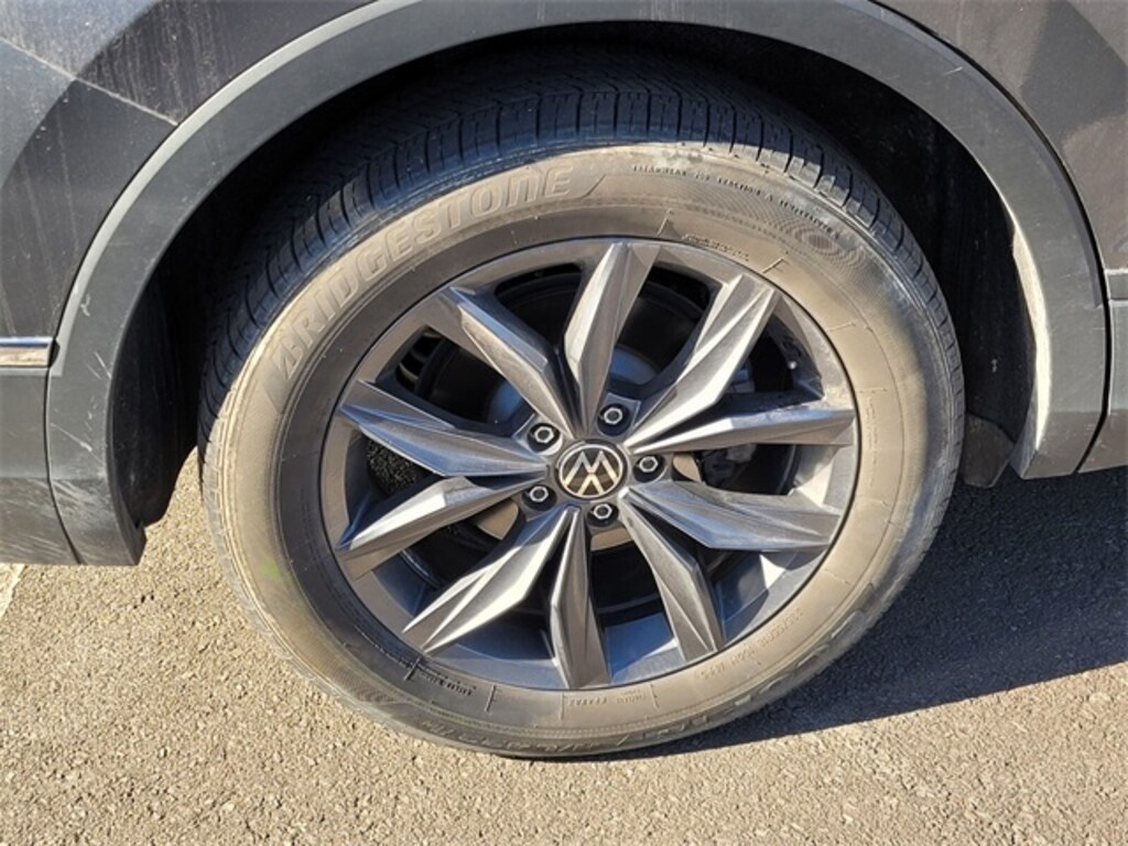 Used 2023 Volkswagen Tiguan 2.0T SE SUV