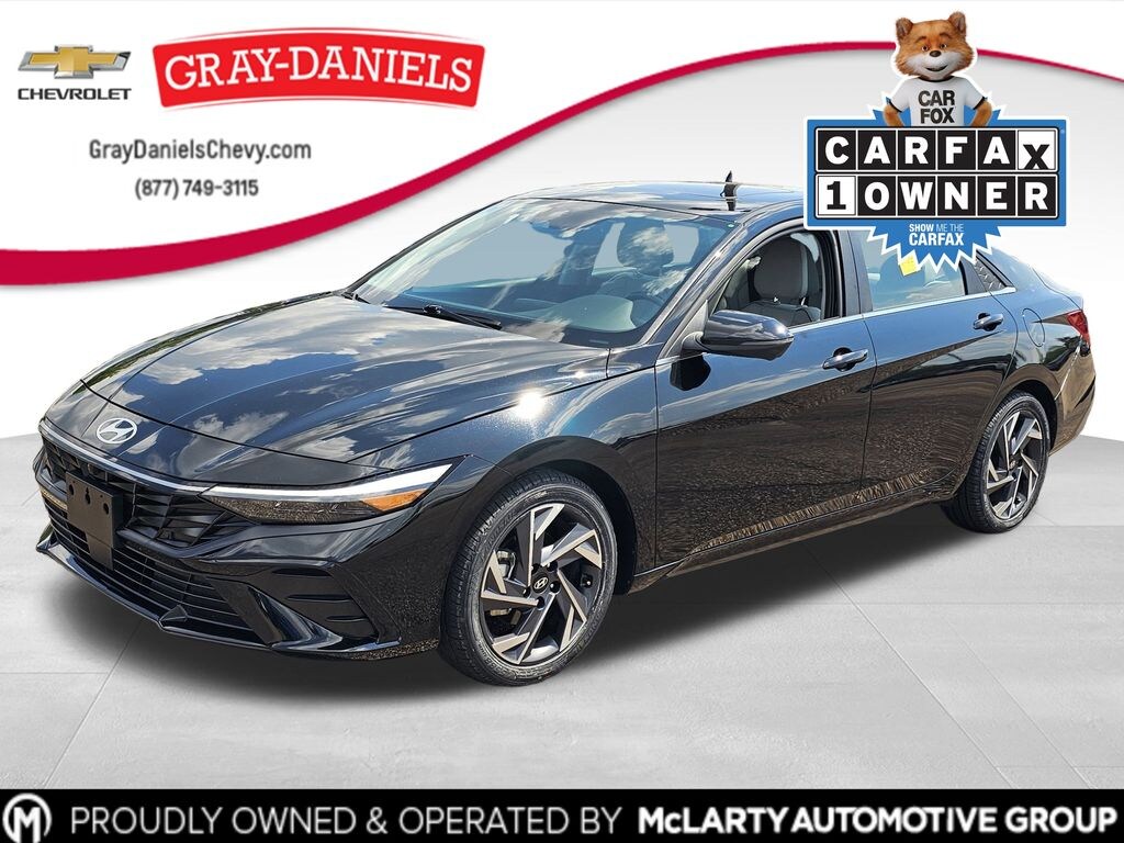 Used 2024 Hyundai Elantra Limited Sedan