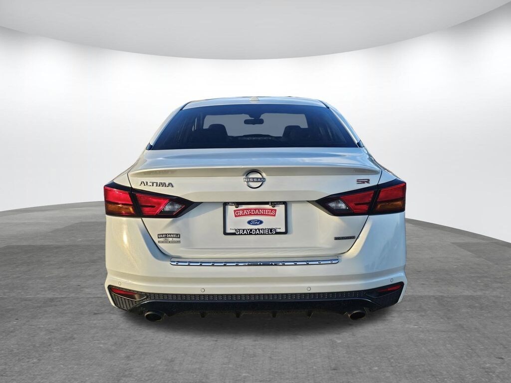 Used 2023 Nissan Altima SR VC-Turbo Sedan