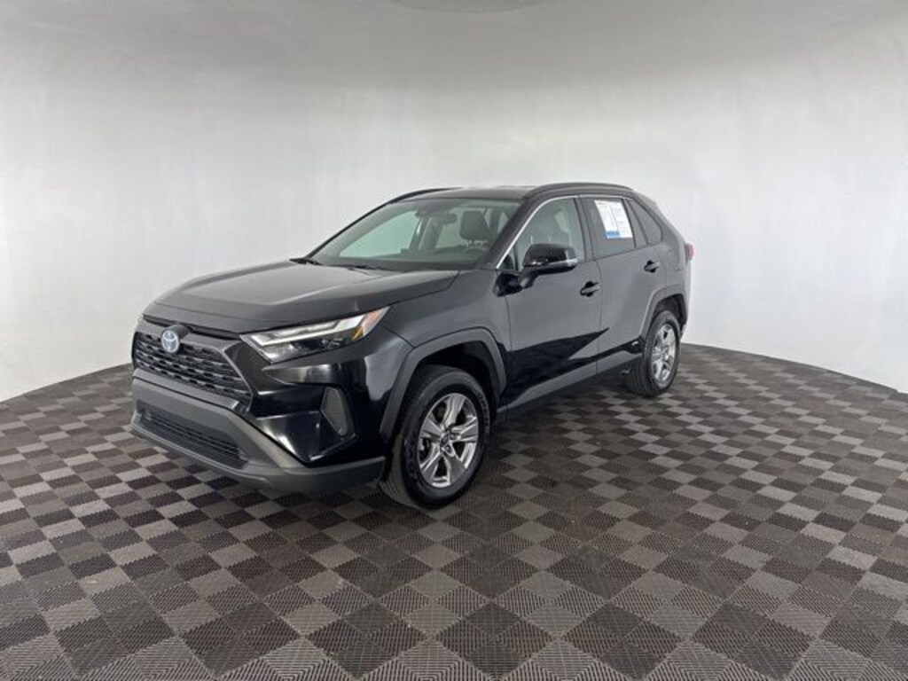 Used 2024 Toyota RAV4 Hybrid XLE SUV