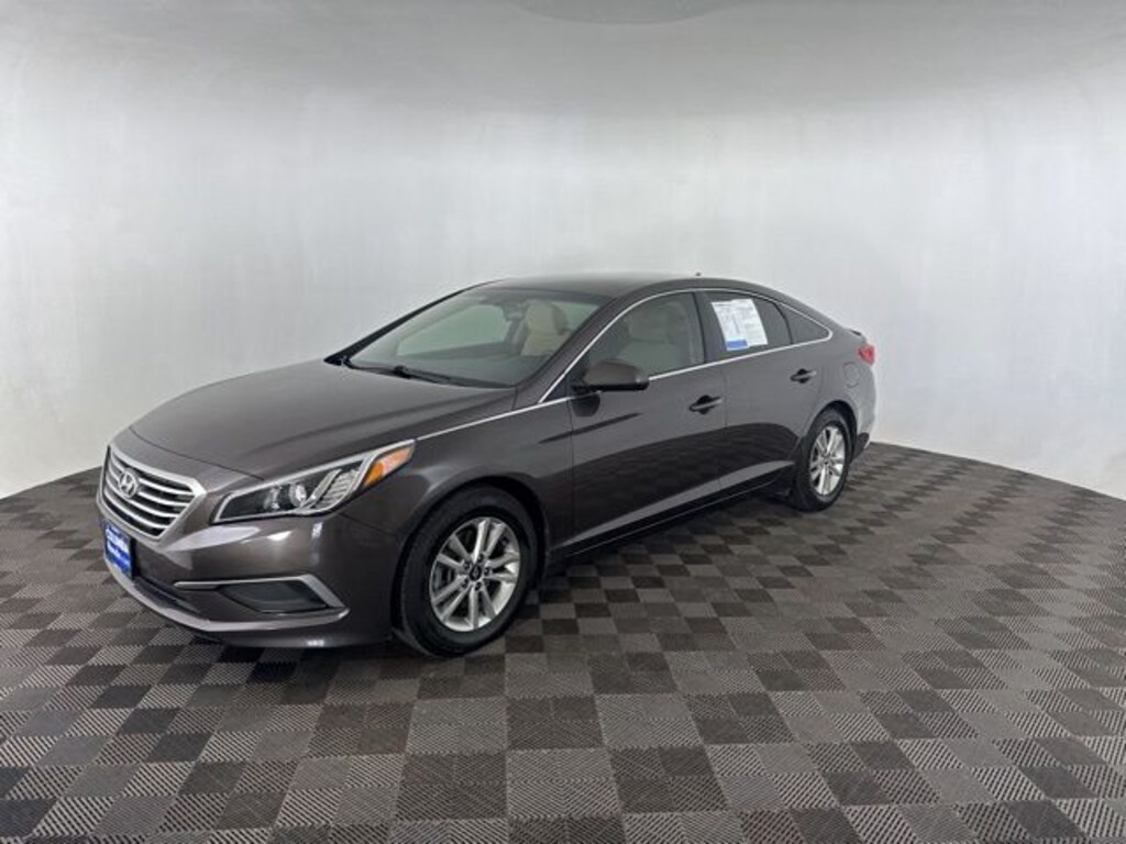 Used 2016 Hyundai Sonata SE Sedan