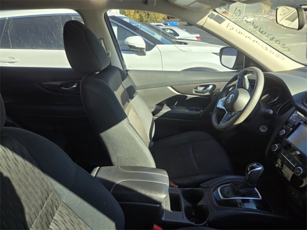 Used 2018 Nissan Rogue S SUV