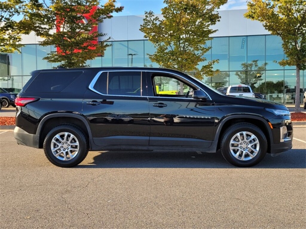 Used 2023 Chevrolet Traverse LS w/1LS SUV
