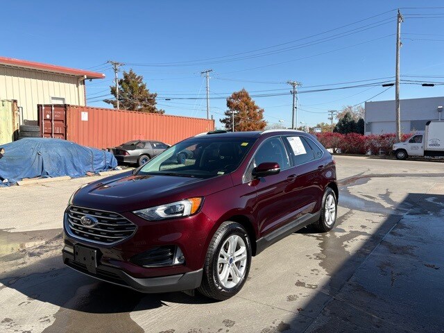 2019 Ford Edge SEL photo 3