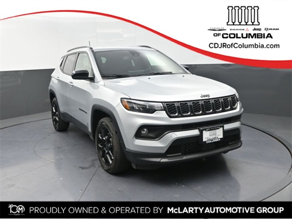 Used 2025 Jeep Compass Latitude SUV