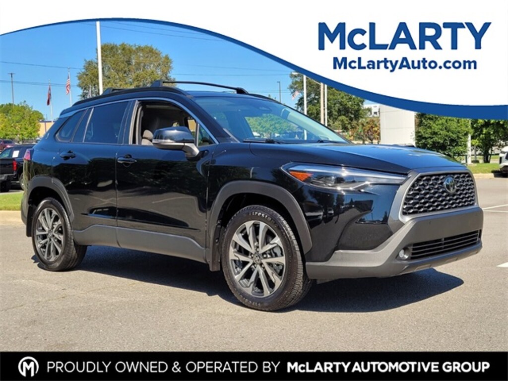 Used 2023 Toyota Corolla Cross XLE SUV