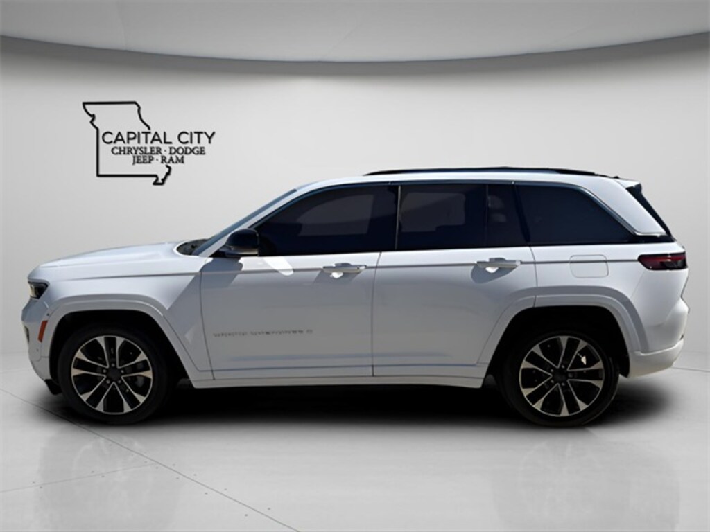 Used 2022 Jeep Grand Cherokee Overland SUV