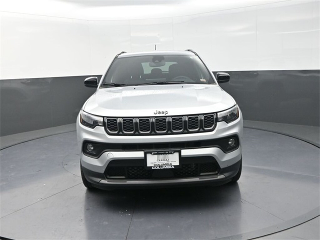 Used 2025 Jeep Compass Latitude SUV