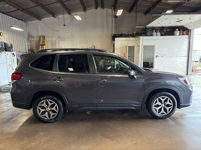 2021 Subaru Forester Premium - Photo 8