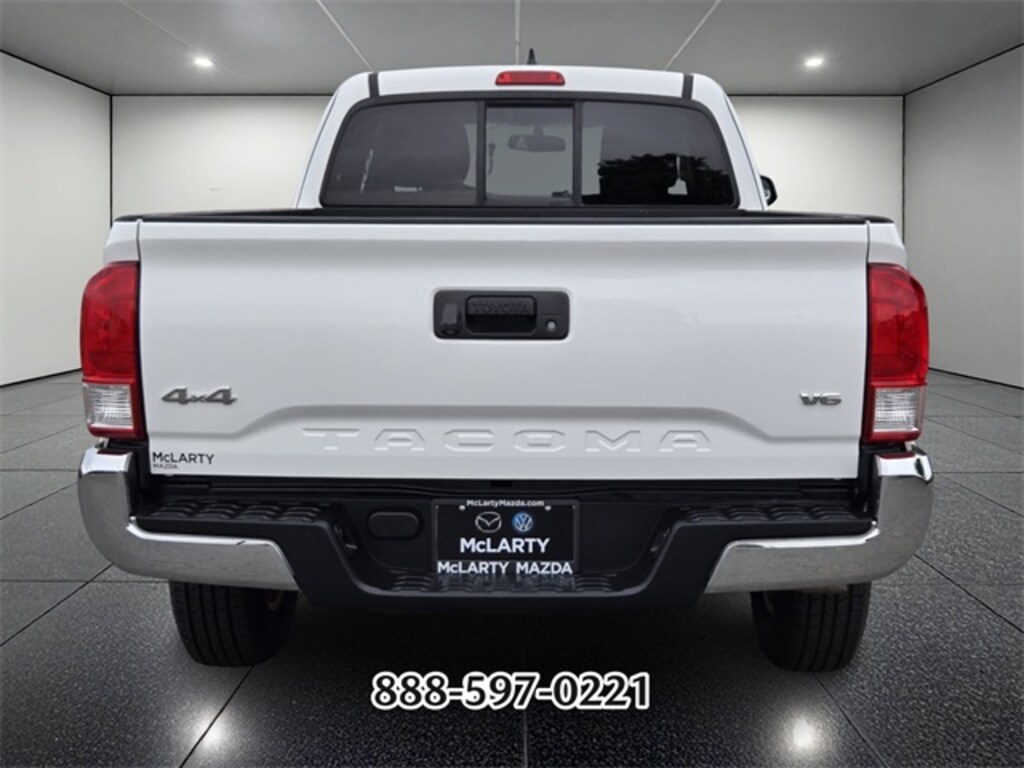 Used 2017 Toyota Tacoma Truck Access Cab