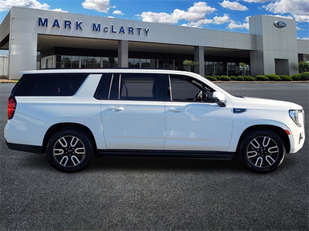 Used 2021 GMC Yukon XL AT4 SUV