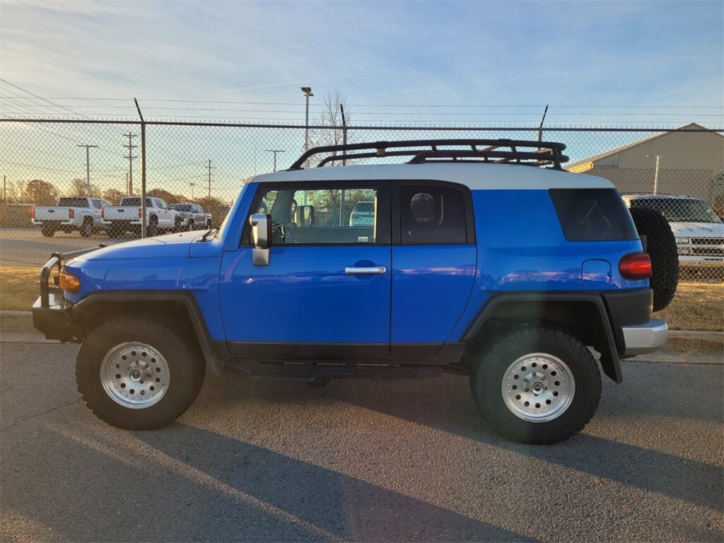 Used 2008 Toyota FJ Cruiser Base SUV