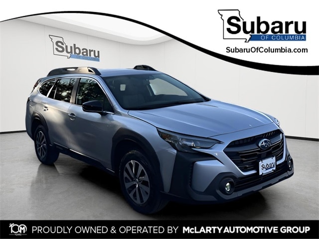 2025 Subaru Outback Premium's photo