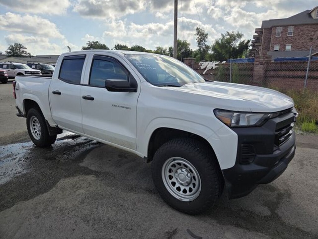 Used 2024 Chevrolet Colorado WT Truck Crew Cab