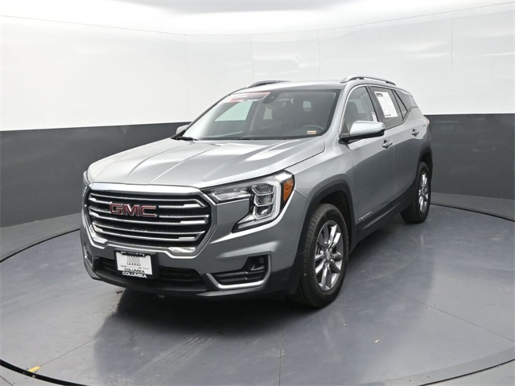 Used 2024 GMC Terrain SLT SUV