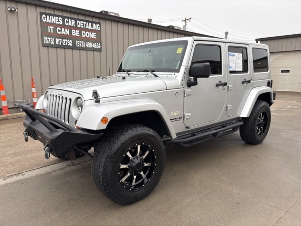 Used 2011 Jeep Wrangler Unlimited Sahara SUV