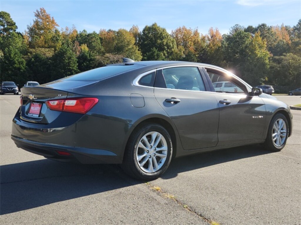 Used 2016 Chevrolet Malibu LT w/1LT Sedan