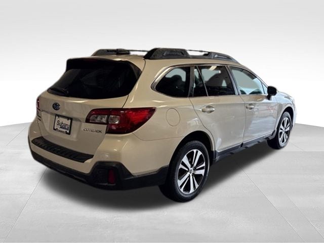2018 Subaru Outback Limited - Photo 7