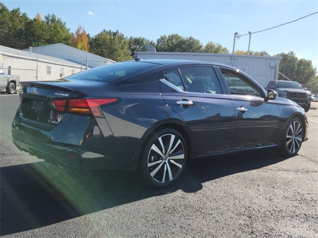 Used 2020 Nissan Altima 2.0 Platinum Sedan