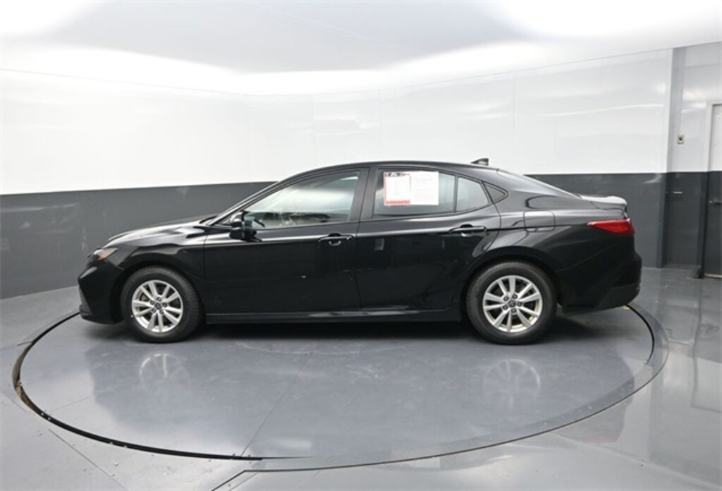 Used 2025 Toyota Camry Sedan