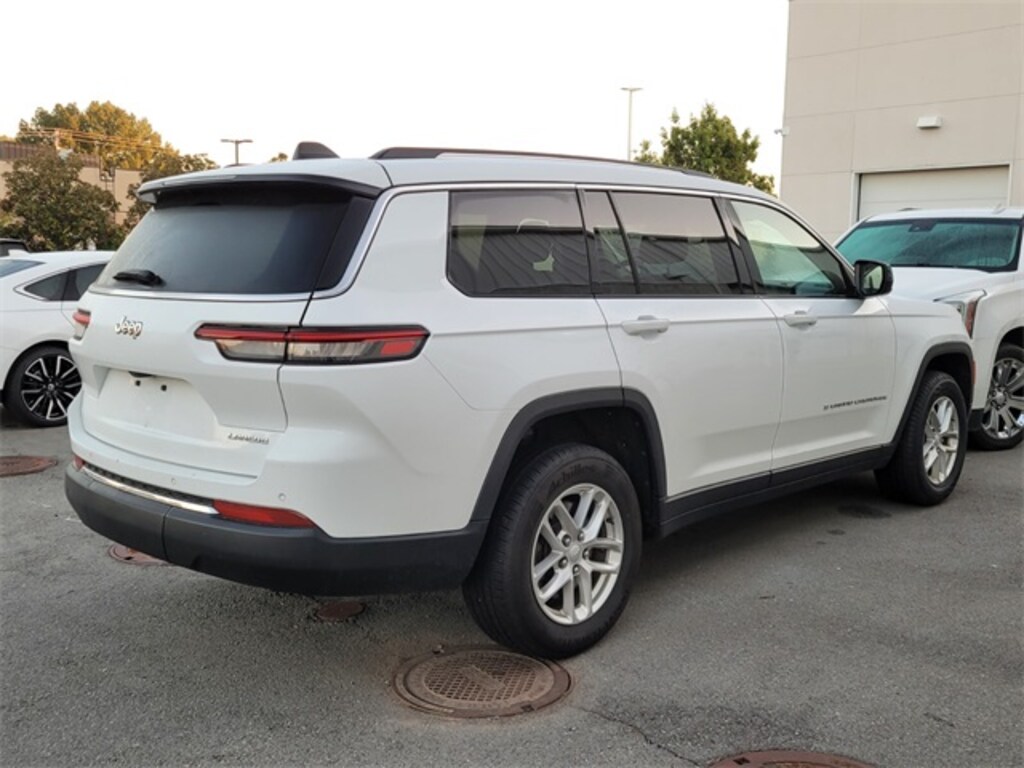 Used 2023 Jeep Grand Cherokee L L Laredo SUV