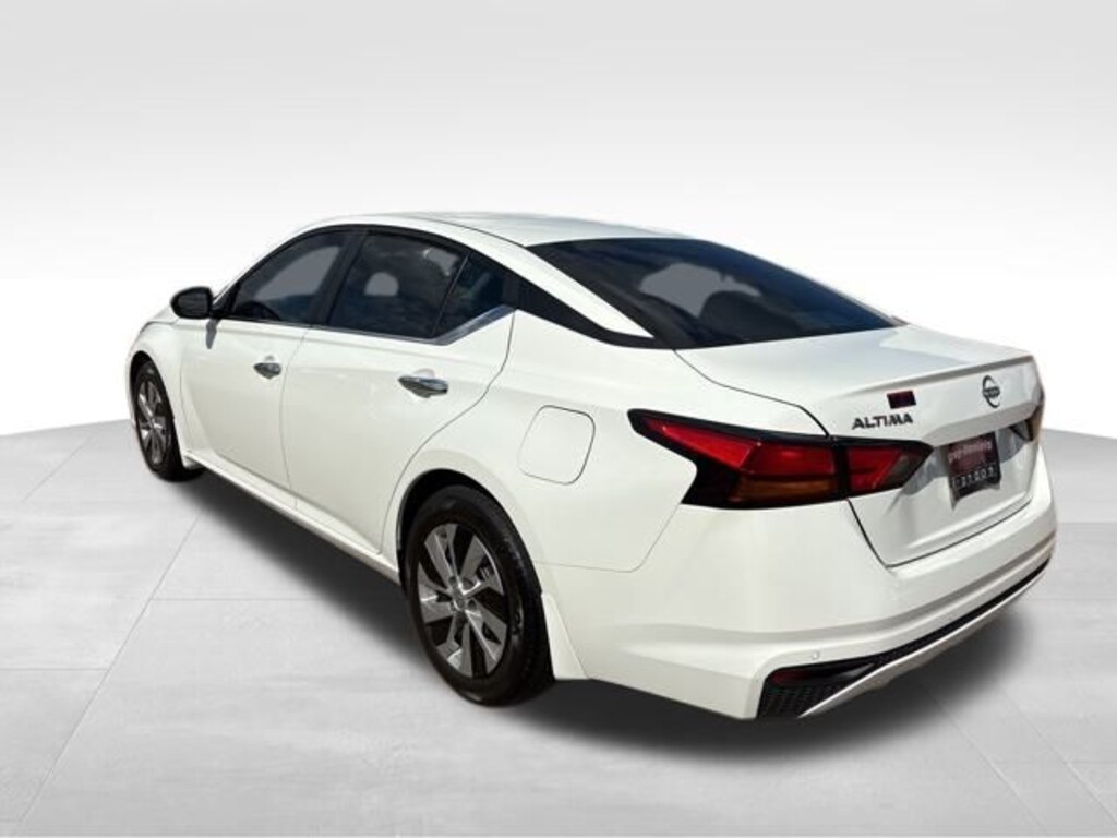 Used 2024 Nissan Altima 2.5 S Sedan
