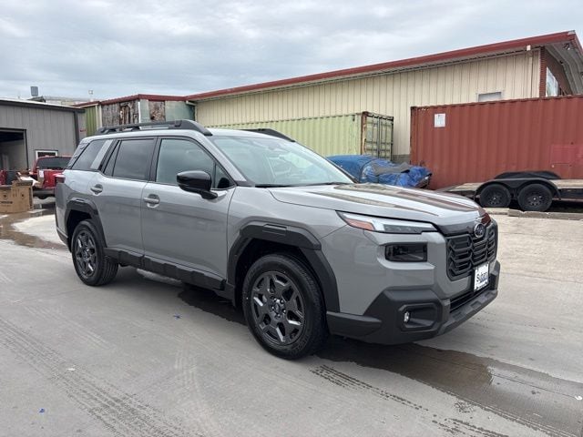 2026 Subaru Outback Premium's photo