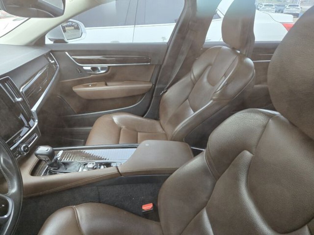 Used 2018 Volvo S90 T5 FWD Momentum Sedan
