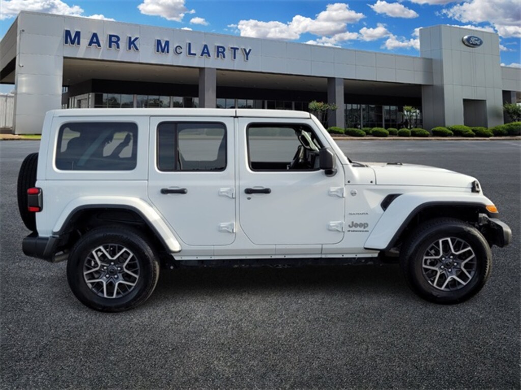 Used 2024 Jeep Wrangler Sahara SUV
