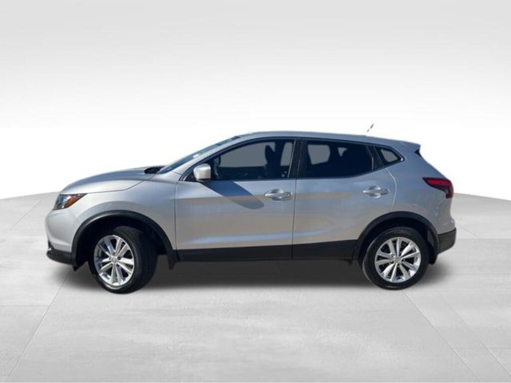 Used 2018 Nissan Rogue Sport S SUV