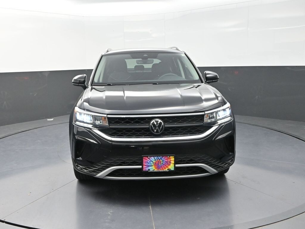 Used 2024 Volkswagen Taos 1.5T SE SUV