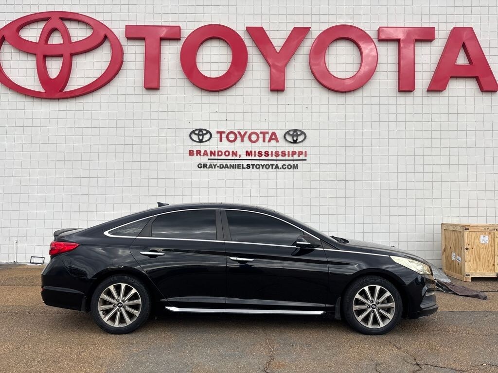 Used 2016 Hyundai Sonata Limited Sedan