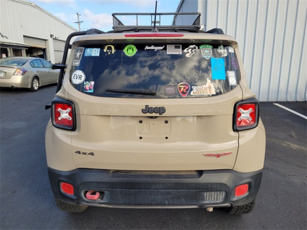 Used 2016 Jeep Renegade Trailhawk 4x4 SUV