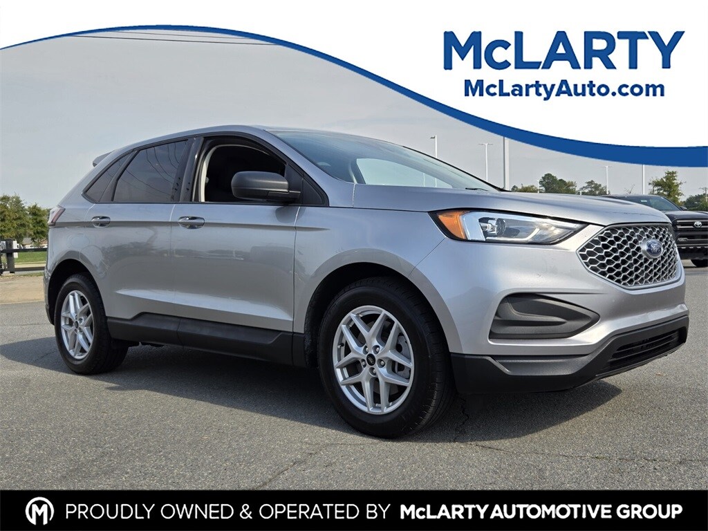 Used 2024 Ford Edge SE SUV