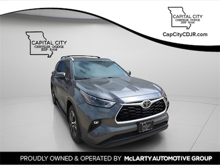 2022 Toyota Highlander XLE SUV