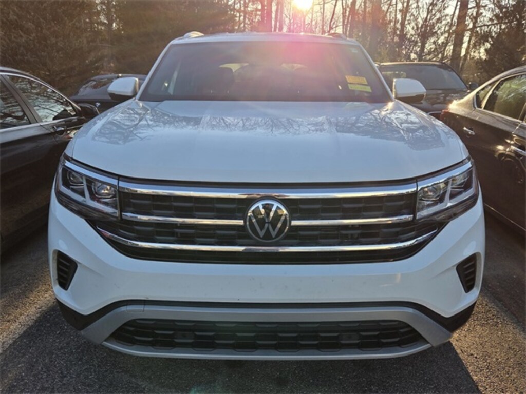 Used 2023 Volkswagen Atlas Cross Sport 2.0T SE w/Technology SUV