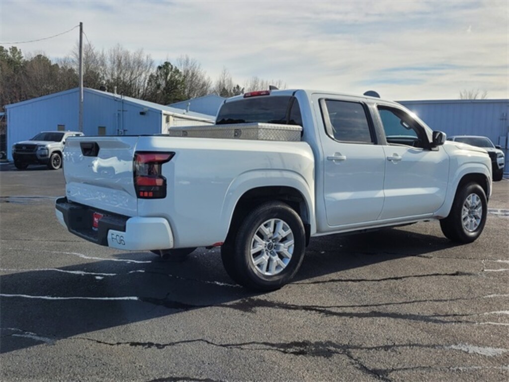 Used 2022 Nissan Frontier SV Truck Crew Cab