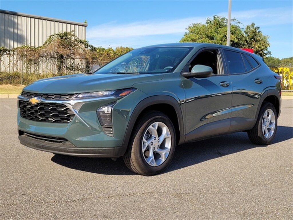 Used 2025 Chevrolet Trax LS SUV