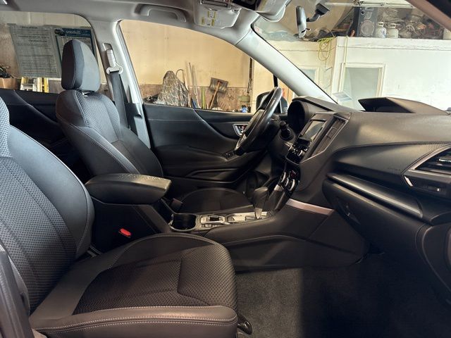 2021 Subaru Forester Premium - Photo 13